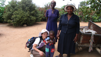 ジンバブエHIV/AIDS (地域住民とともに)